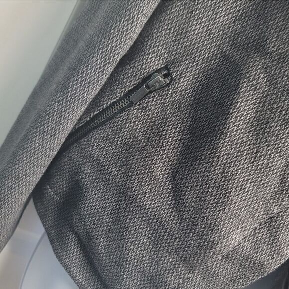 LYSSE Blazer - Picture 2 of 10